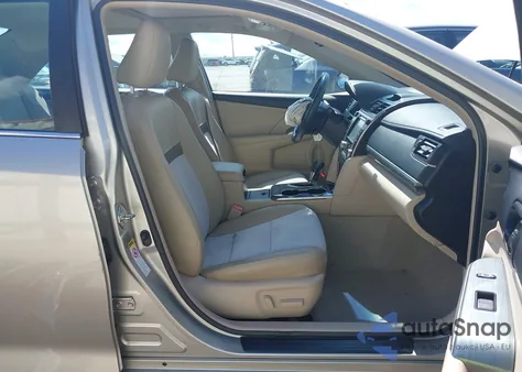 2014 Toyota Camry Hybrid Xle z USA, uszkodzony, nr VIN 4T1BD1FK8EU132916